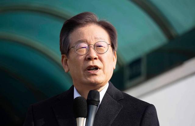 韩国海警英勇救中国老人殉职，李在明发声，中韩友谊的见证