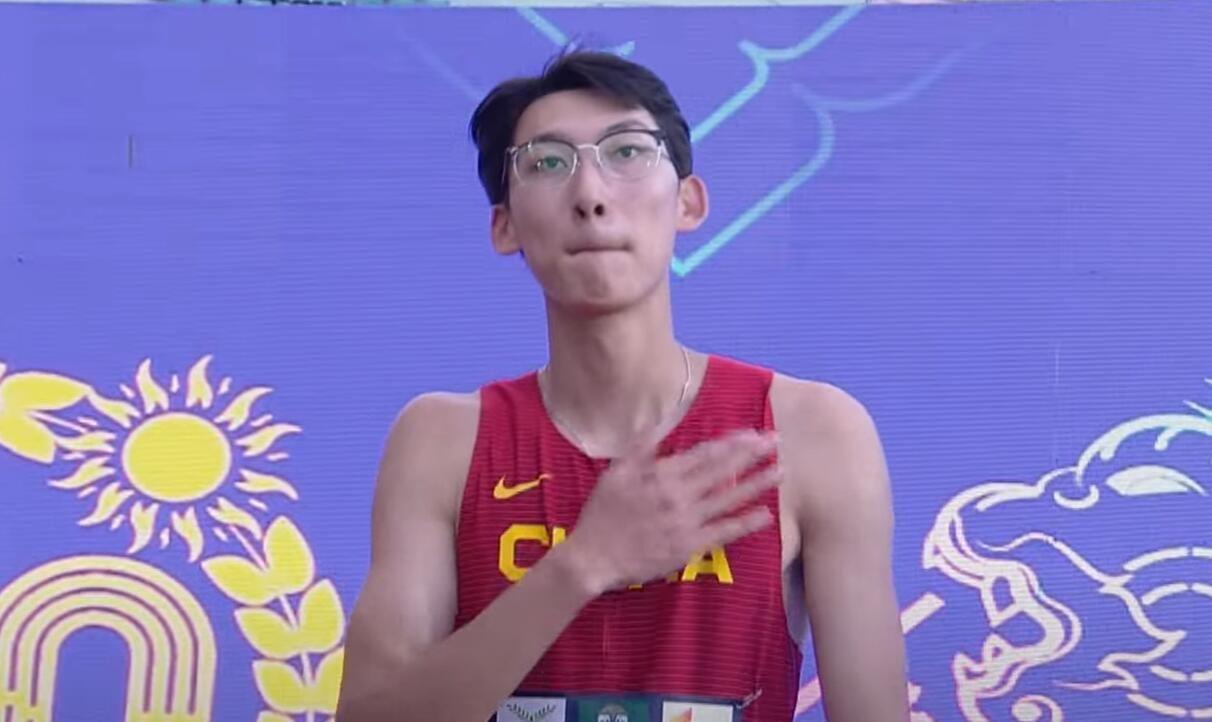 广东骄傲，眼镜飞人徐卓一，勇夺今年世界第一