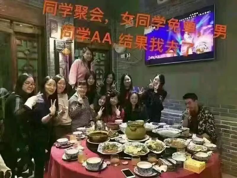 广东日料店服务员泼开水事件，服务行业的道德边界与法律责任