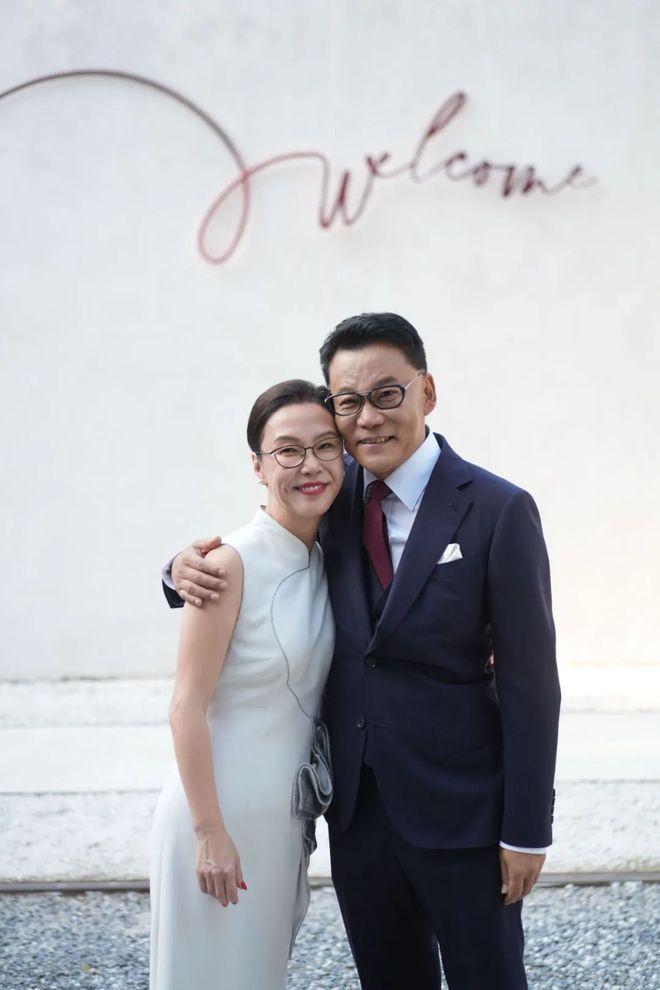 张丹红首度回应与李国庆恋情，真相大白，情感纠葛终有解